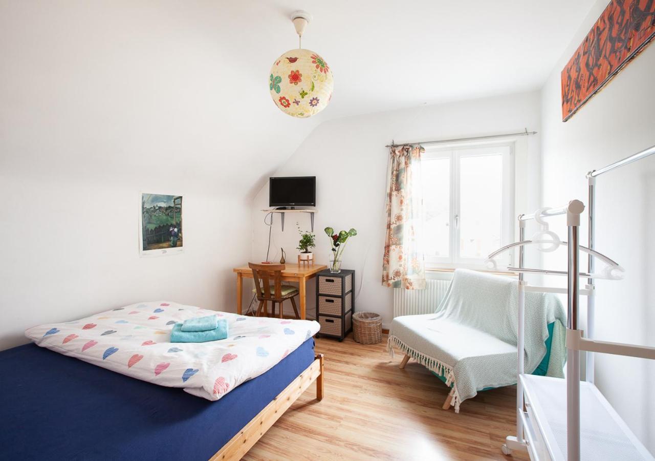 Bed&Breakfast Pinocchio Bed & Breakfast Seuzach Екстериор снимка